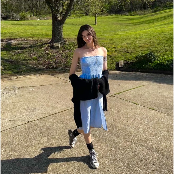 Meet your Posher, Hannah - Picture 3 of 3